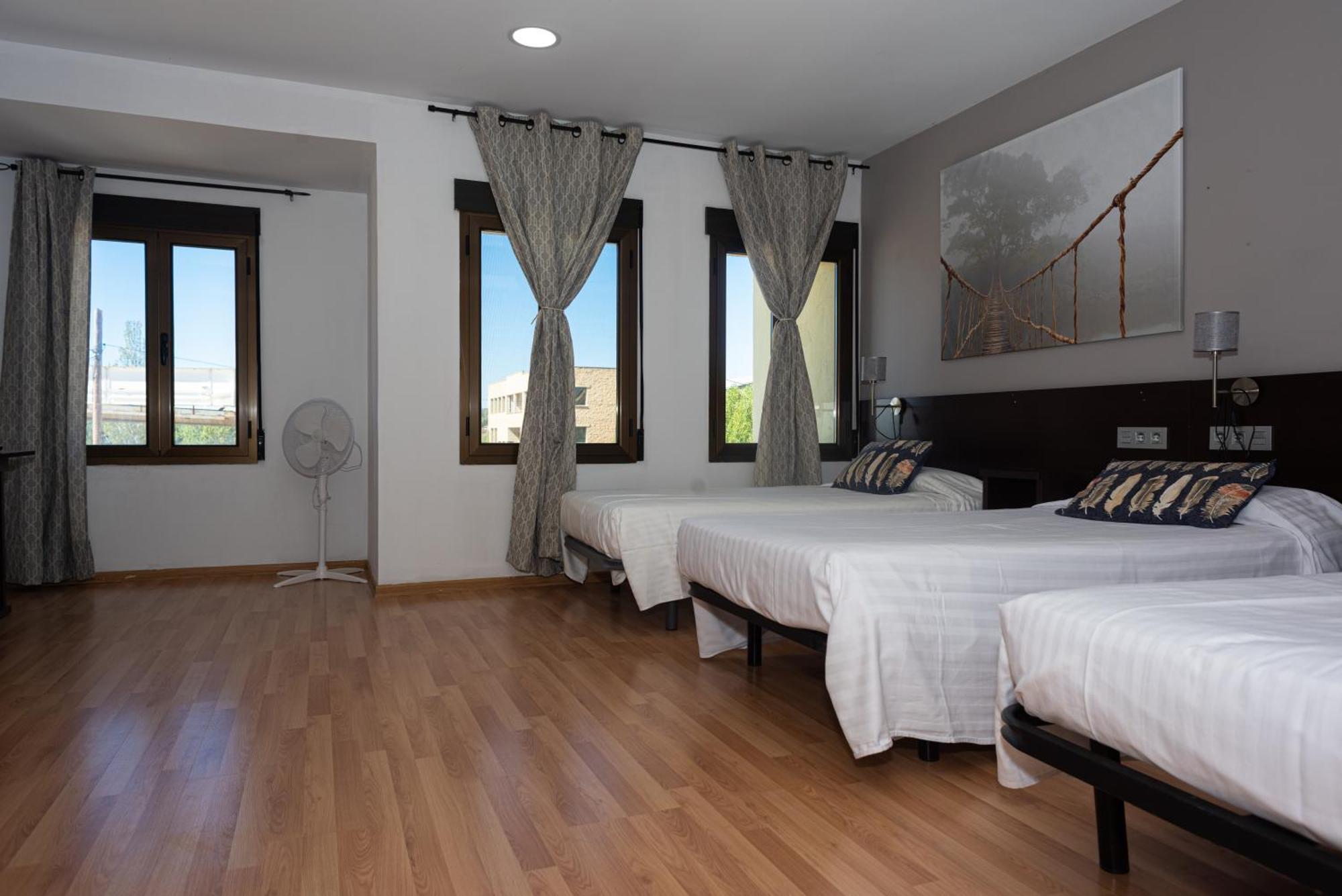 Hostal Venta De Valcorba Soria Luaran gambar