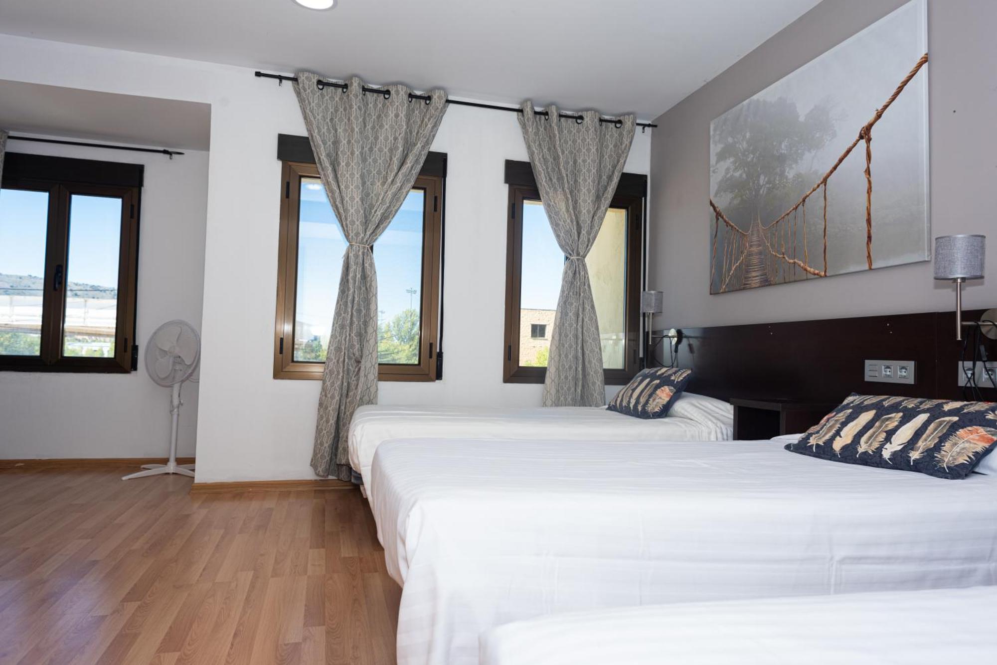 Hostal Venta De Valcorba Soria Luaran gambar
