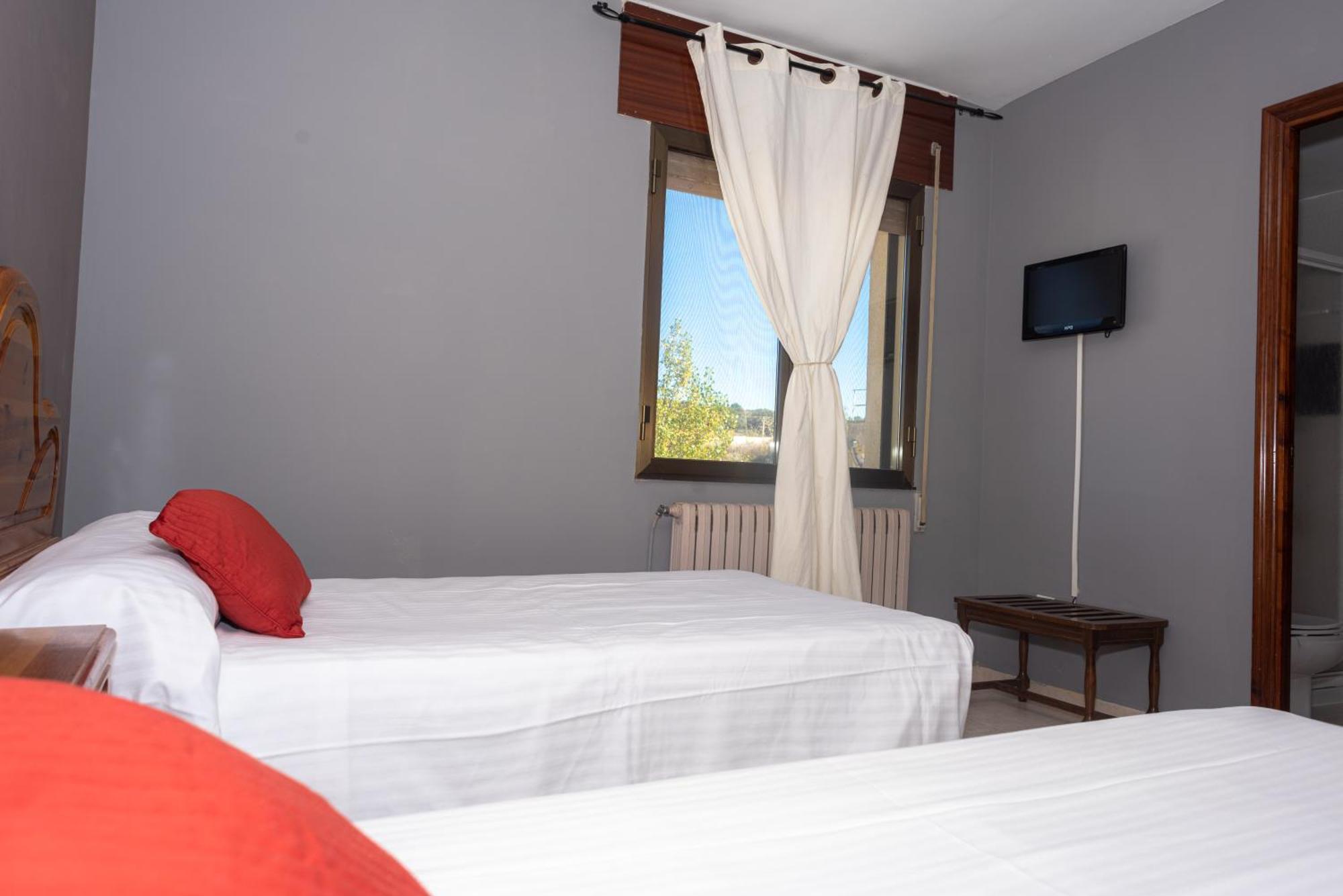 Hostal Venta De Valcorba Soria Luaran gambar