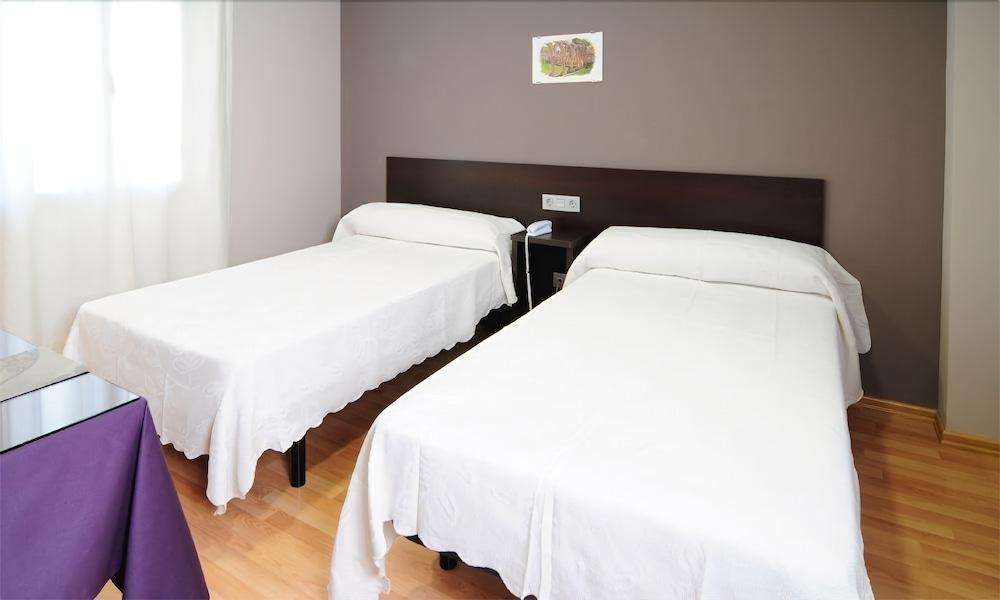Hostal Venta De Valcorba Soria Luaran gambar